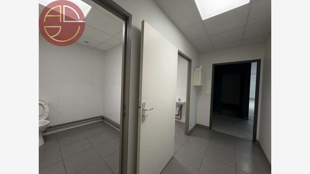 Location local commercial 380m² Toulouse Sud-Ouest