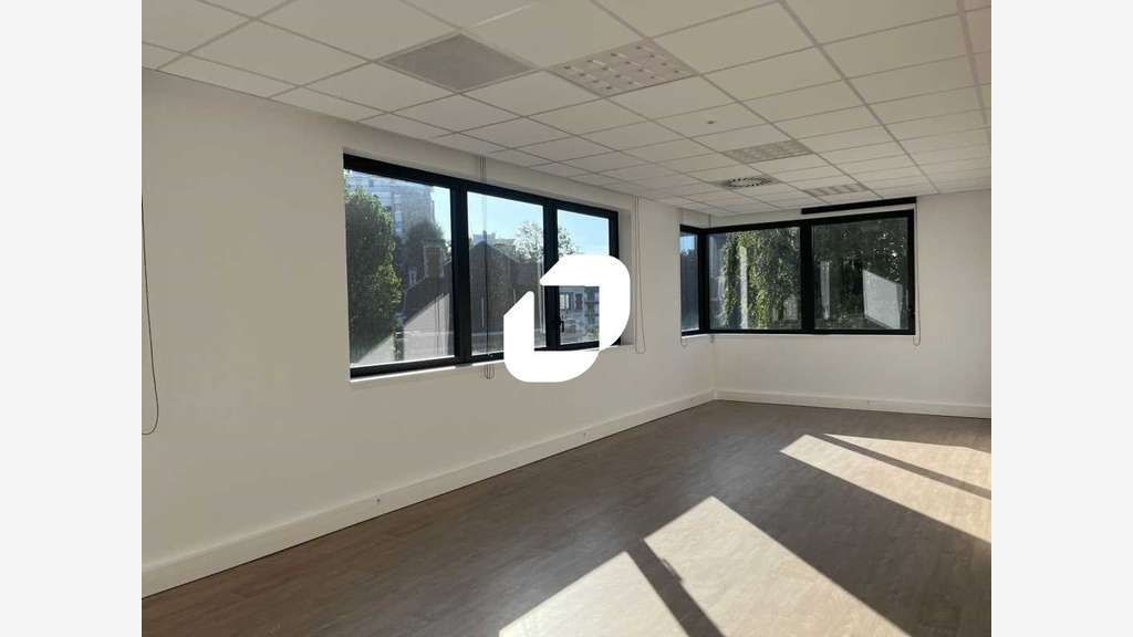 A louer Local commercial 468m² Tourcoing