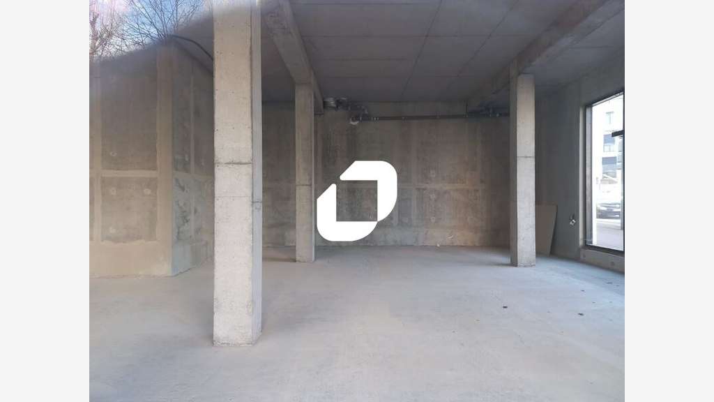 A louer Local commercial 468m² Tourcoing