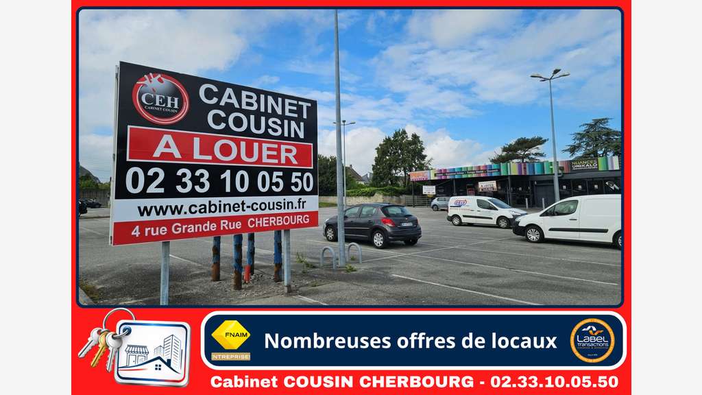 A louer local 450m² excellente visi. à Tourlaville