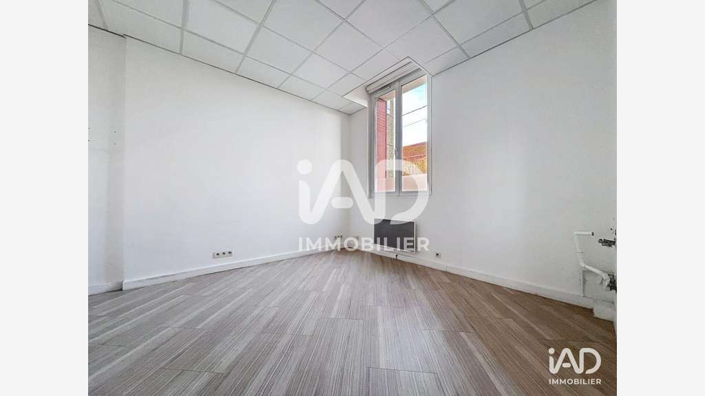 A louer Boutique de 80m² à Tournan-en-Brie