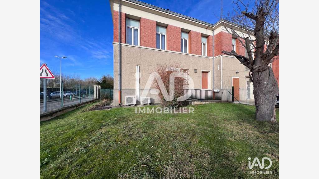 A louer Boutique de 80m² à Tournan-en-Brie