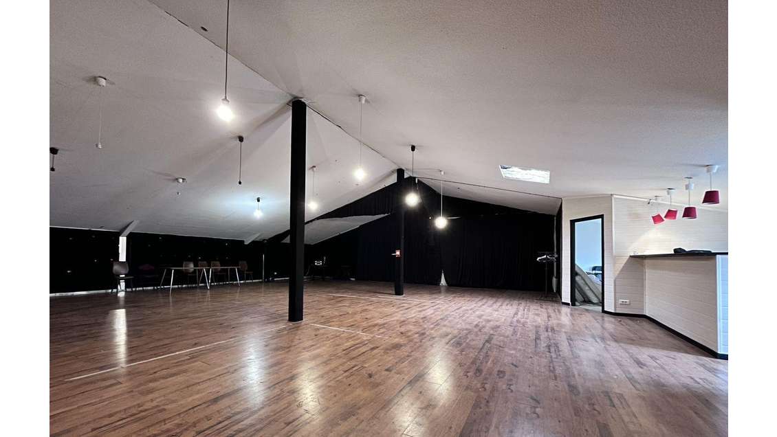 Location Boutique de 175m² à Tournon-sur-Rhône