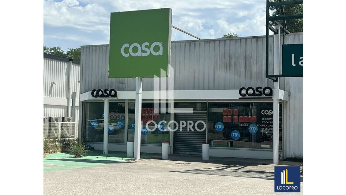 Local commercial 356m² ZAC Trans-en-Provence