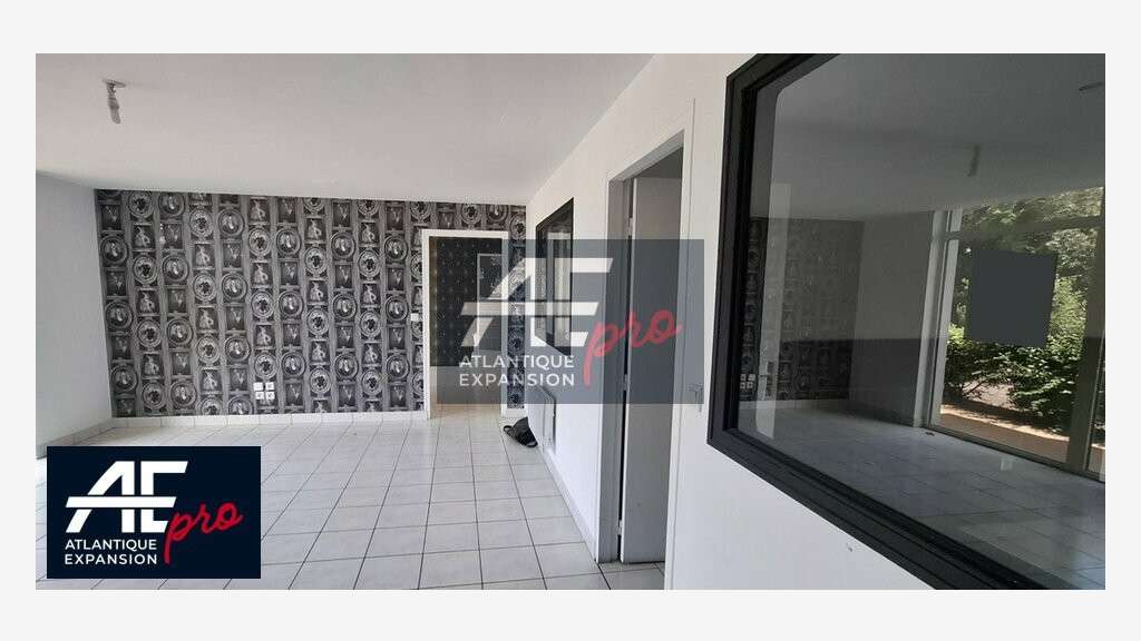 Local commercial 84m² à louer à Trignac