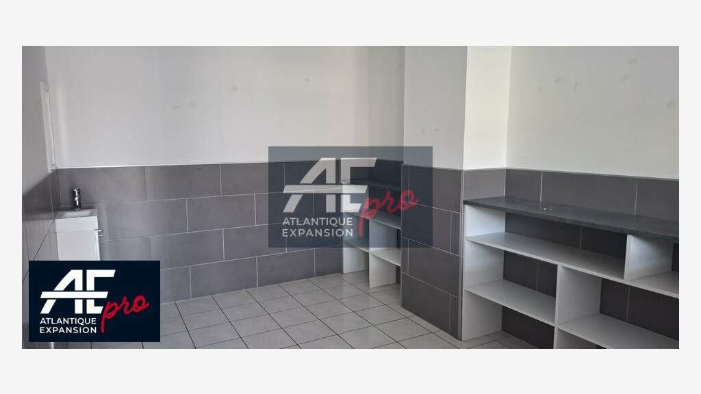 Local commercial 84m² à louer à Trignac
