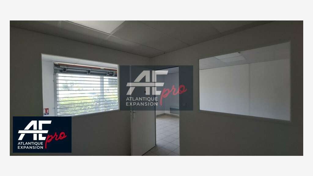 Local commercial 49m² à louer à Trignac