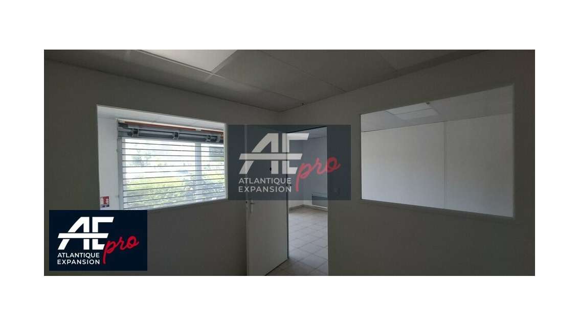 Local commercial 49m² à louer à Trignac