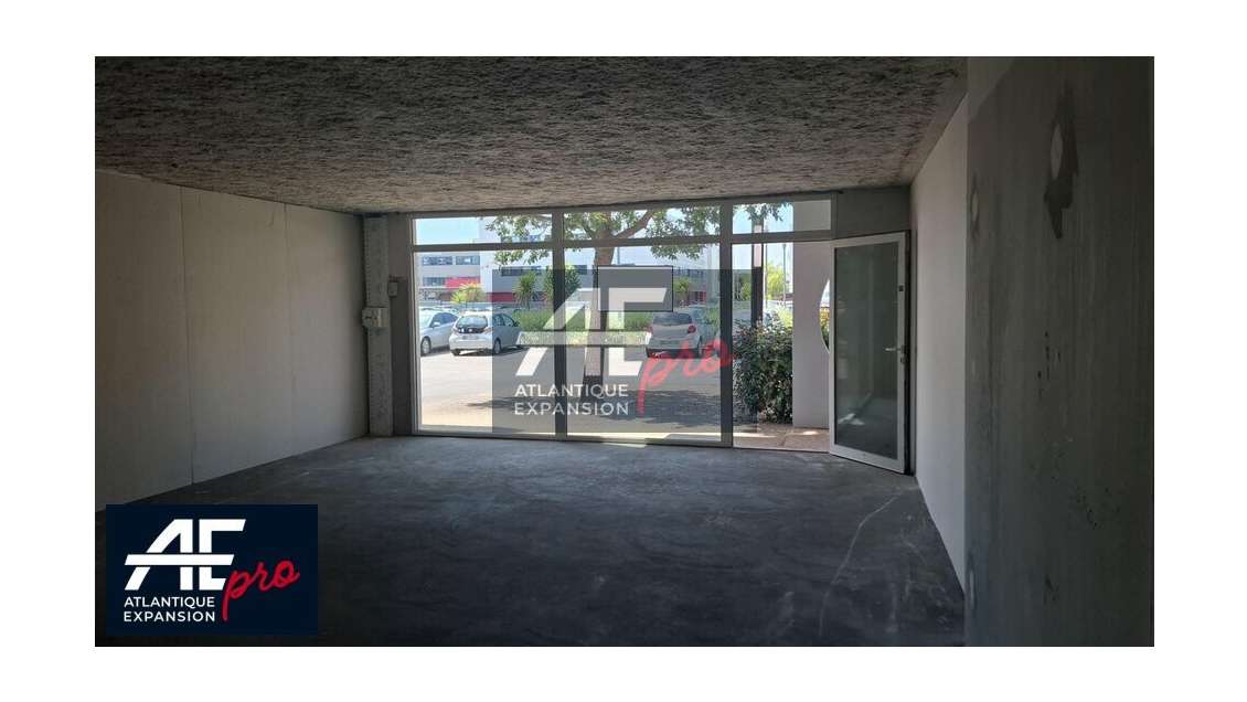 Local commercial 49m² à louer à Trignac