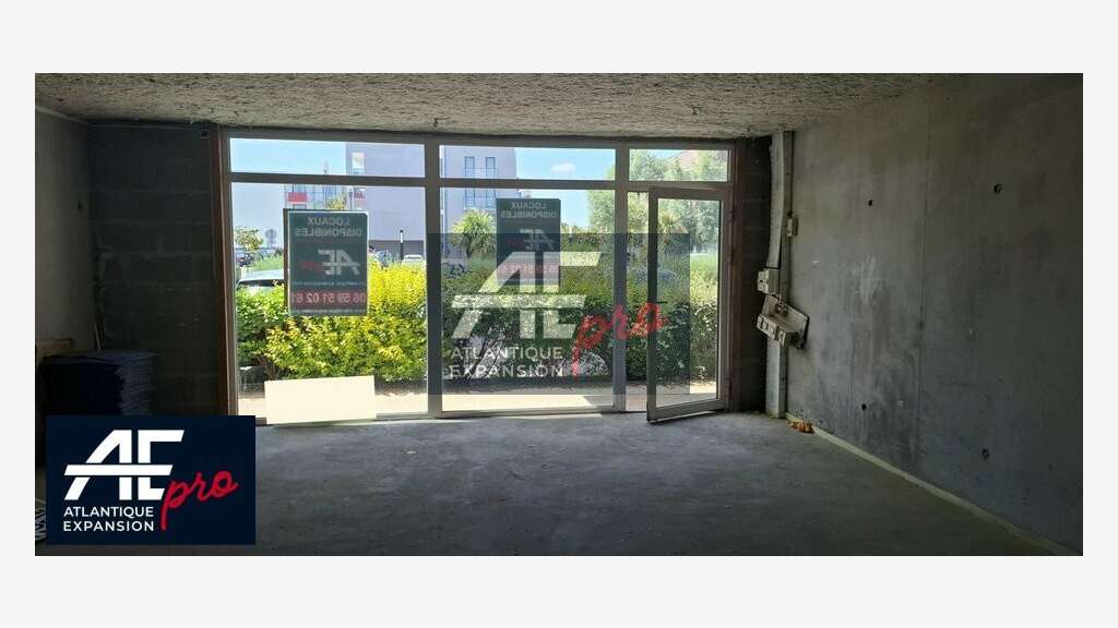 A louer local commercial brut 41.99m² à Trignac