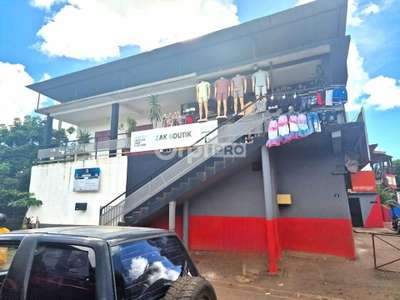 A louer local commercial en centre ville Combani