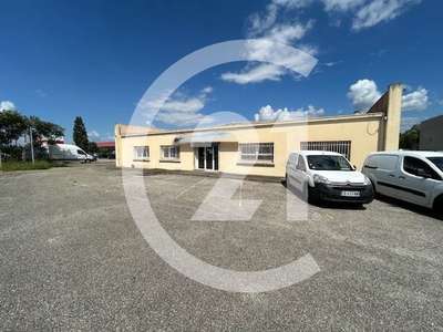 A louer local 125m² zone des Auréats à Valence