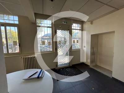 Location Locaux d'activités - Entrepôts à Valence