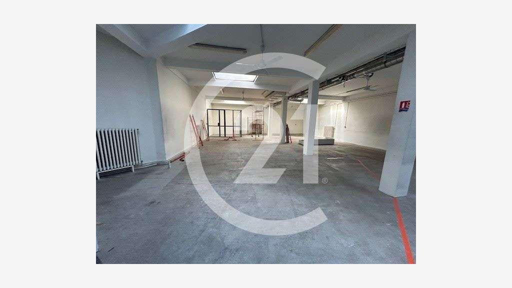 A louer local d’activité 500m² à Valence centre