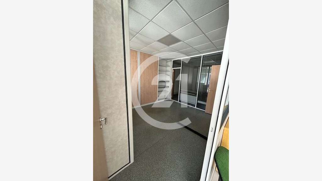 Local commercial 160m² à Valence centre ville