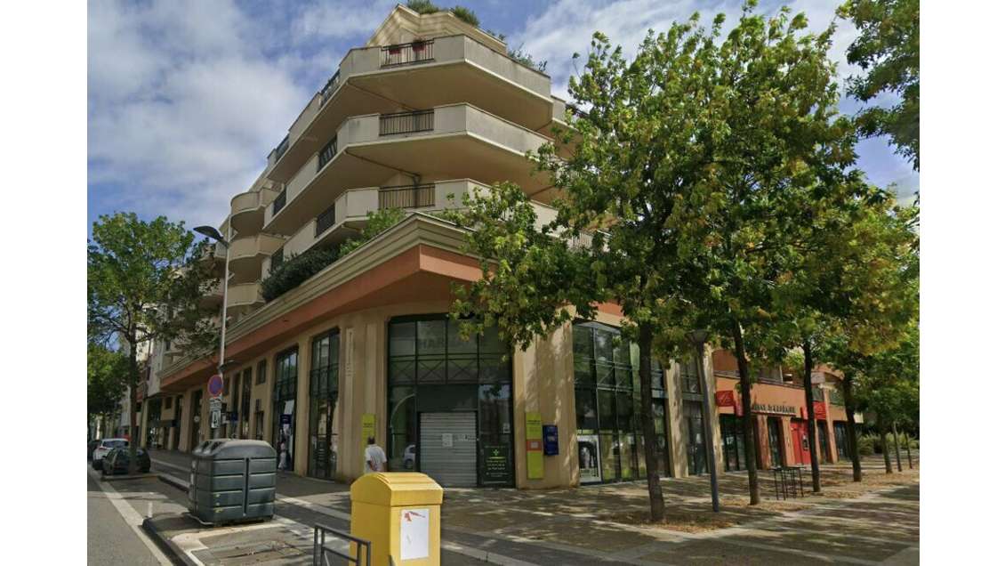 A louer local 260m² Avenue Victor Hugo à Valence