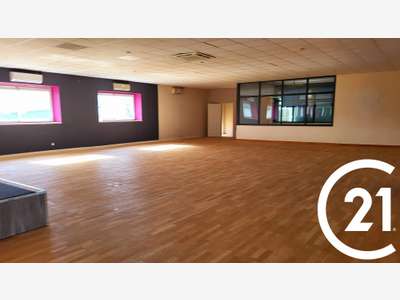 A louer local 500m² prêt à l’emploi à Valence