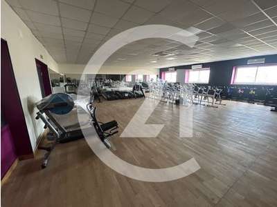 A louer local 500m² prêt à l’emploi à Valence