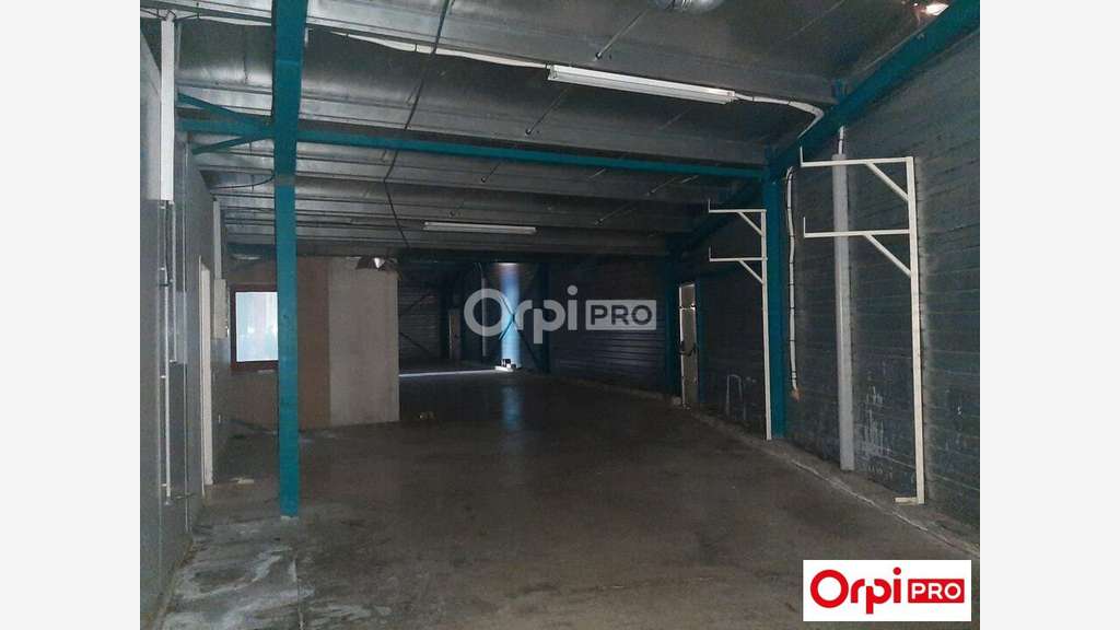 A louer local 550m² Valence secteur dynamique