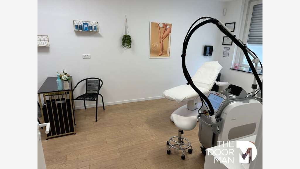 A louer locaux commerce 110m² Valenciennes centre