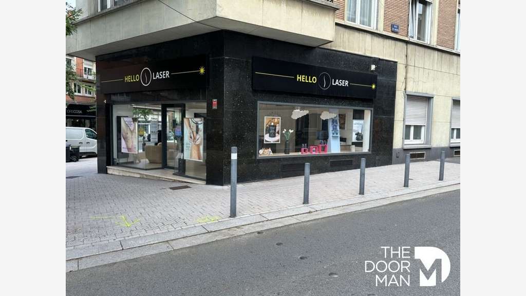 A louer locaux commerce 110m² Valenciennes centre