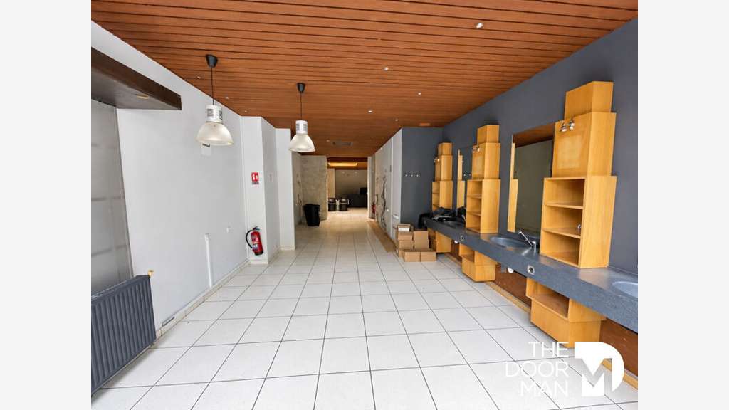 Locaux commerciaux 59300