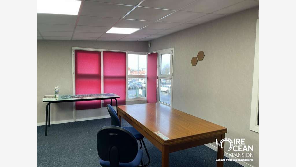 Local 139m² à louer à Vallet boulevard d'Alcester