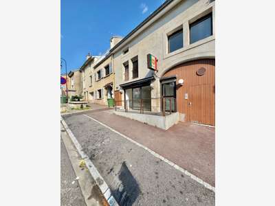 Local 121m² à louer à Vandoeuvre les Nancy (54)