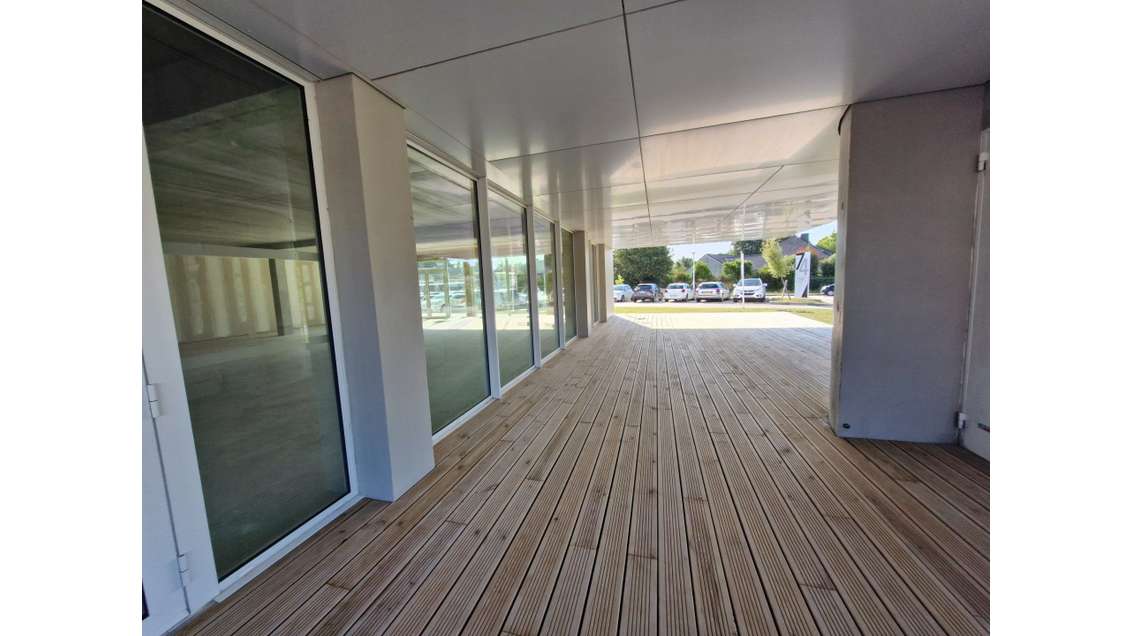 A louer local commercial 170m² Vannes Ouest