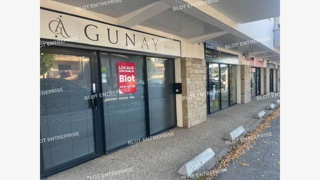 A louer local commercial 28m² à Vannes