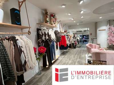 Local commercial de 127m² à louer à Vannes centre