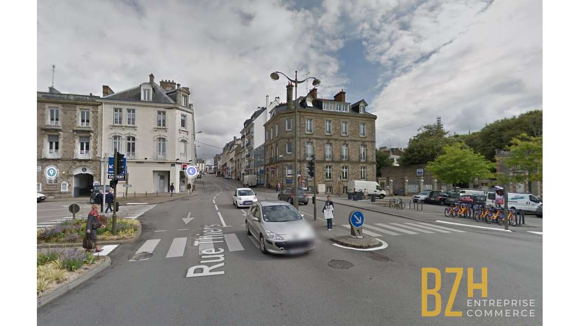 A louer local commercial 38m² à Vannes centre