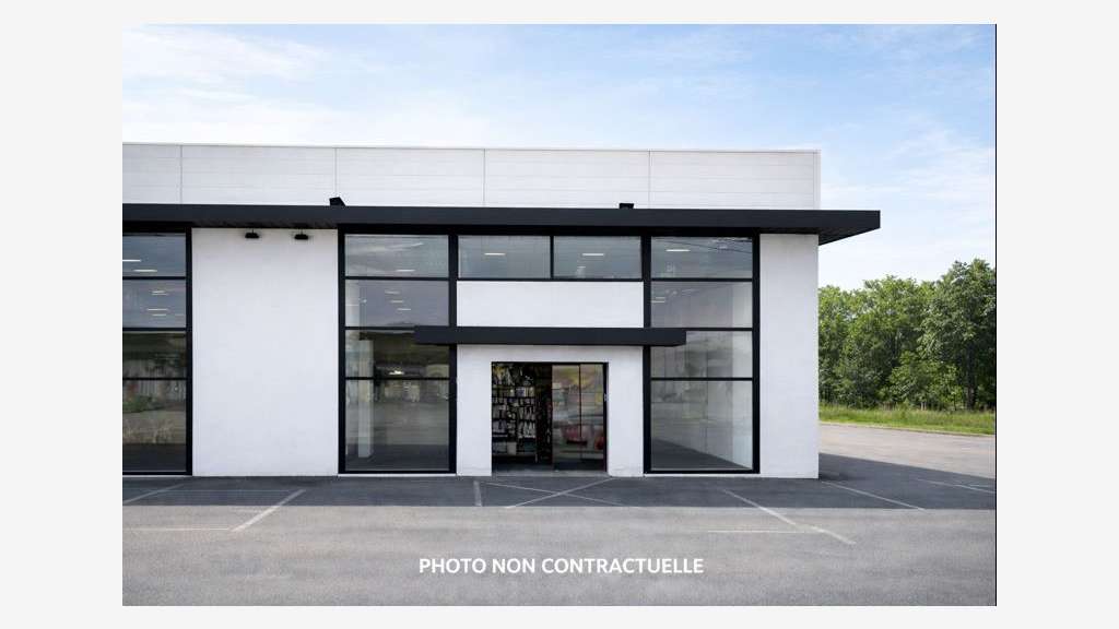 A louer locaux 440m² zone du Prat à Vannes