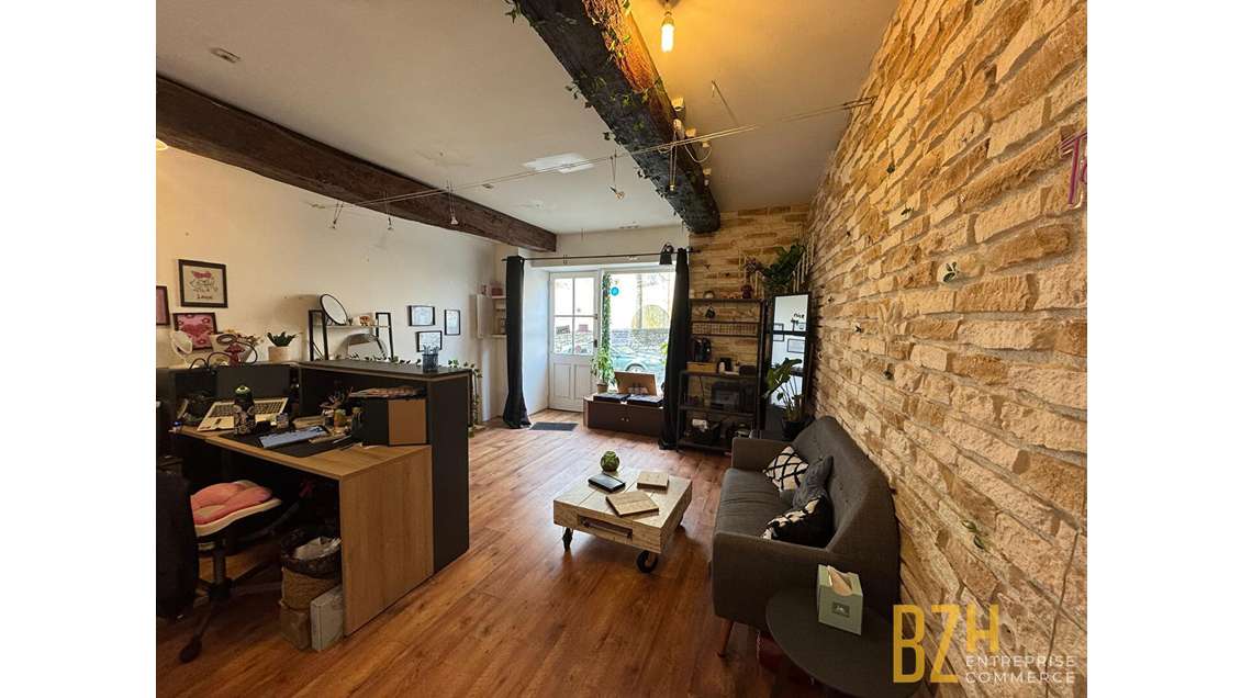 Local commercial 35m² à louer à Vannes St Patern