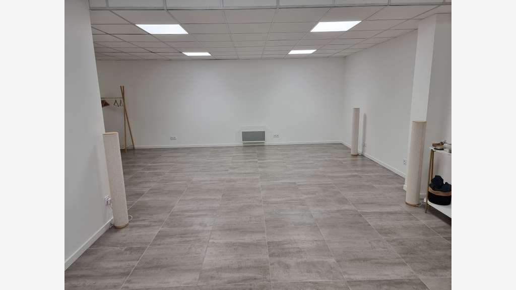 Local ccial 64m² rue du Maréchal Leclerc Vannes