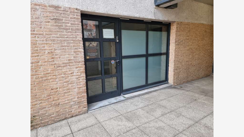 Local ccial 64m² rue du Maréchal Leclerc Vannes