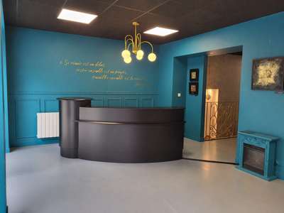 A louer local commercial 160m² avec cour à Vannes
