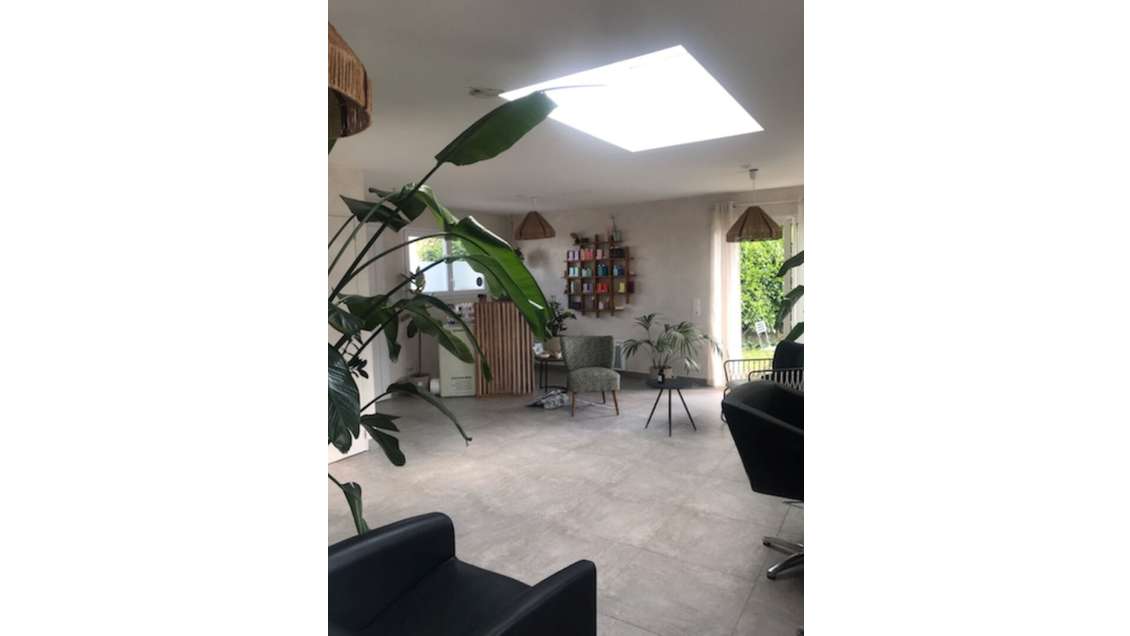 Local commercial 45m² avec terrasse Saint-Avé 