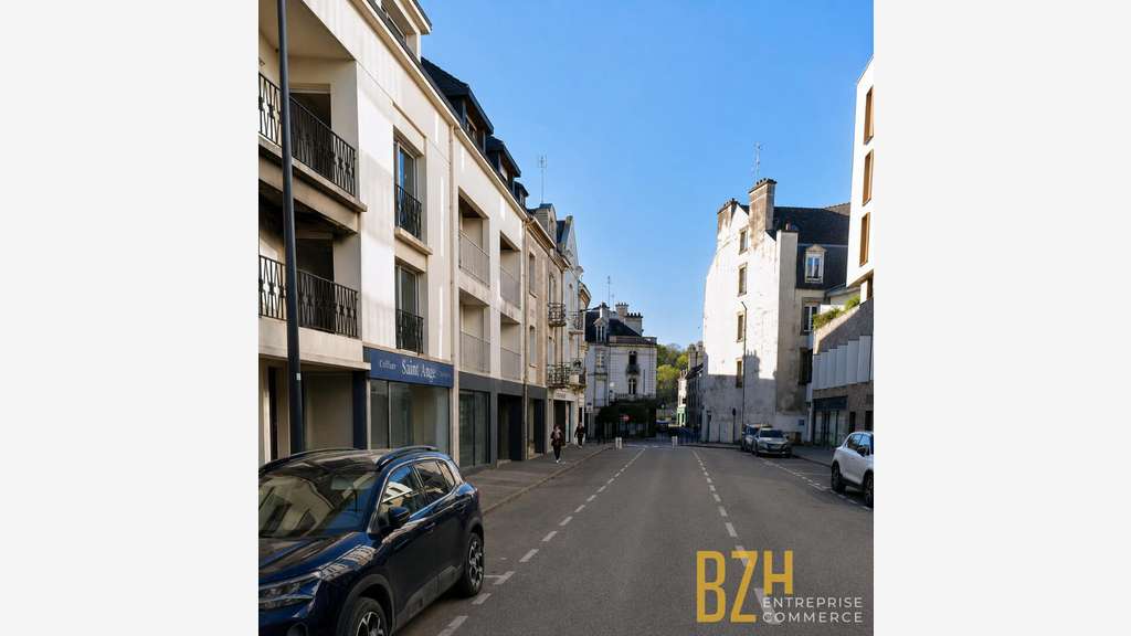 À louer local commercial de 53m² à Vannes centre