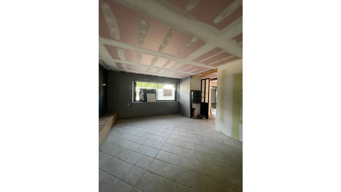 À LOUER ? LOCAL COMMERCIAL DE 80 M² ENVIRON ? E