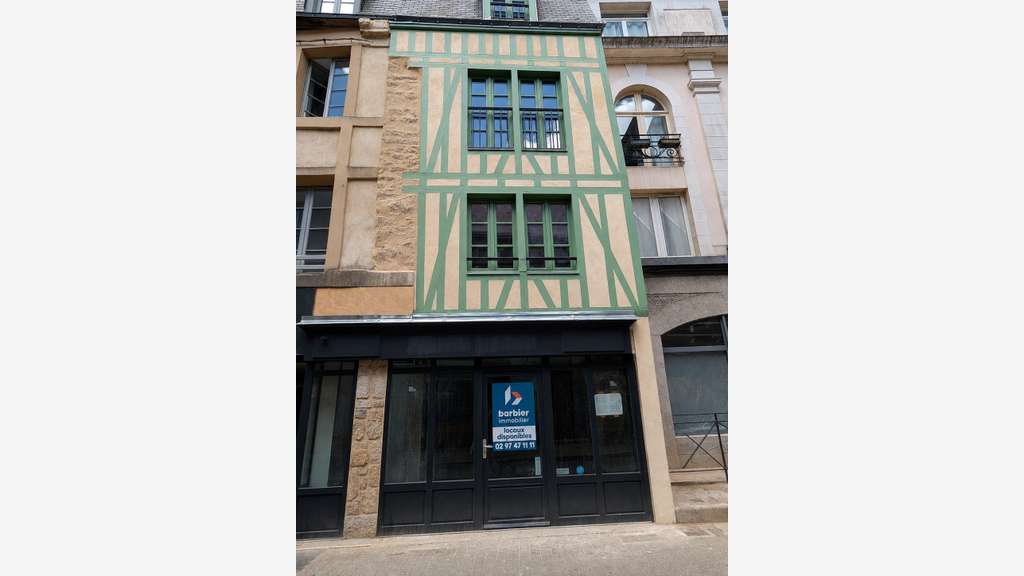 CENTRE VILLE DE VANNES - Local commercial de 40 m²