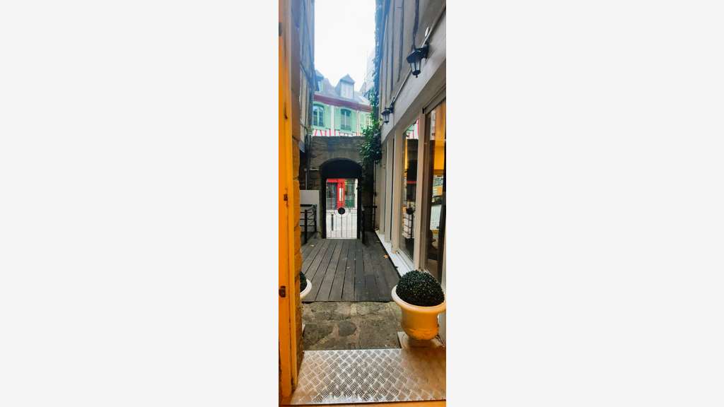 A louer local commercial 48m² à Vannes intra muros