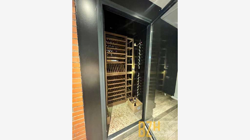 A louer bâtiment 190m² idéal restauration à Vannes