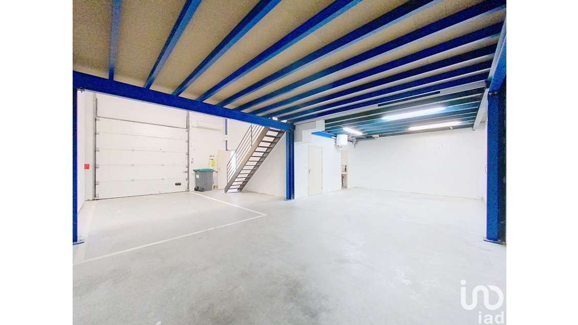 Local commercial à Varennes-Jarcy