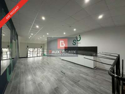 Local 125m² à louer en zone commerciale à Vedène