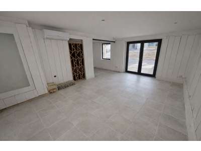 Location Locaux commerciaux - Boutiques à Velaux