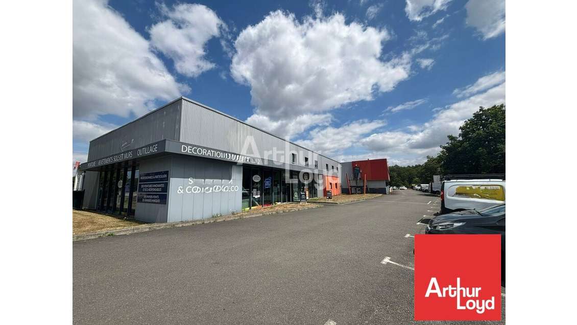 Local 200m² à louer ZA la Landette à Venansault