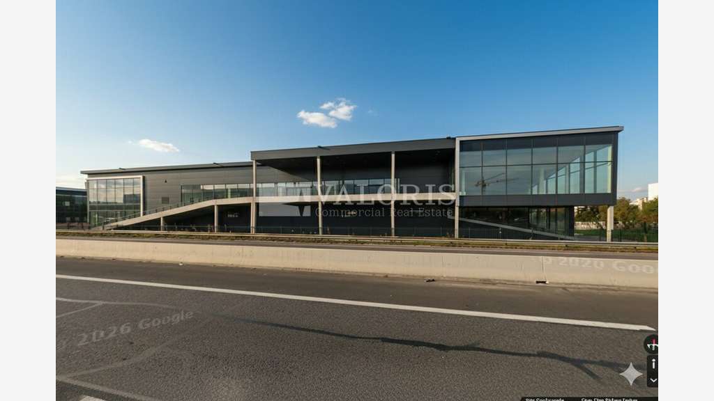 A louer local activité neuf de 3700m² à Vénissieux