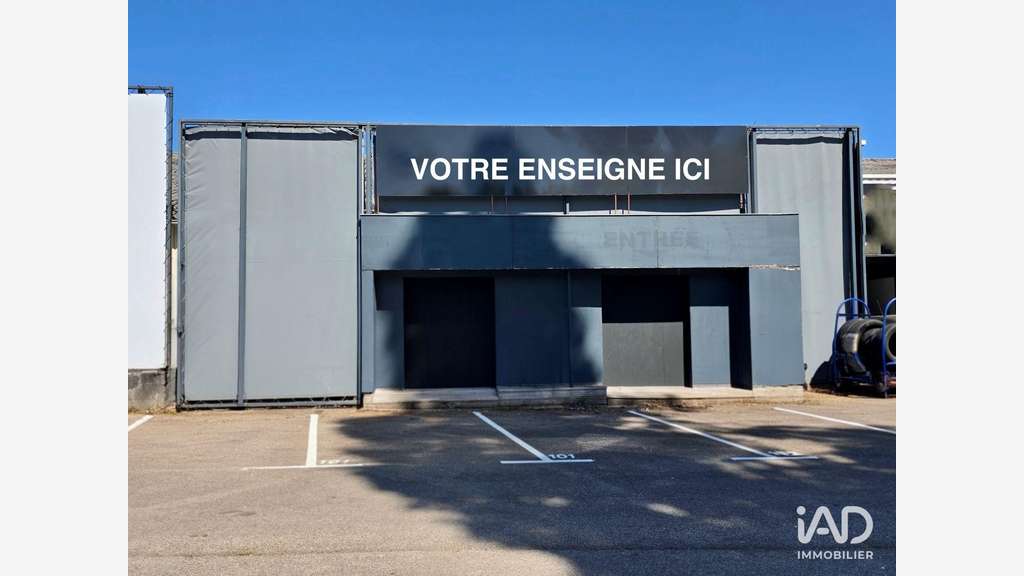 A louer local commercial de 170m² à Vernon