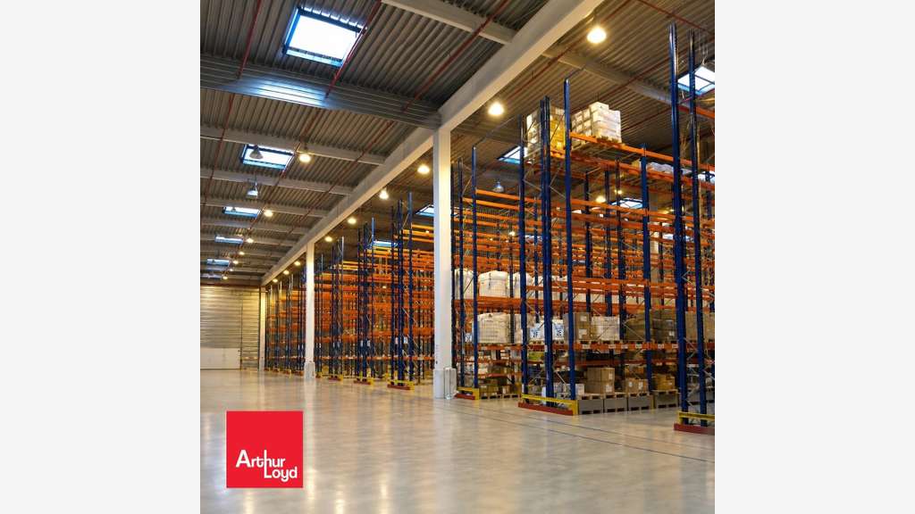 Bâtiment d'activité logistique à louer sur Dreux